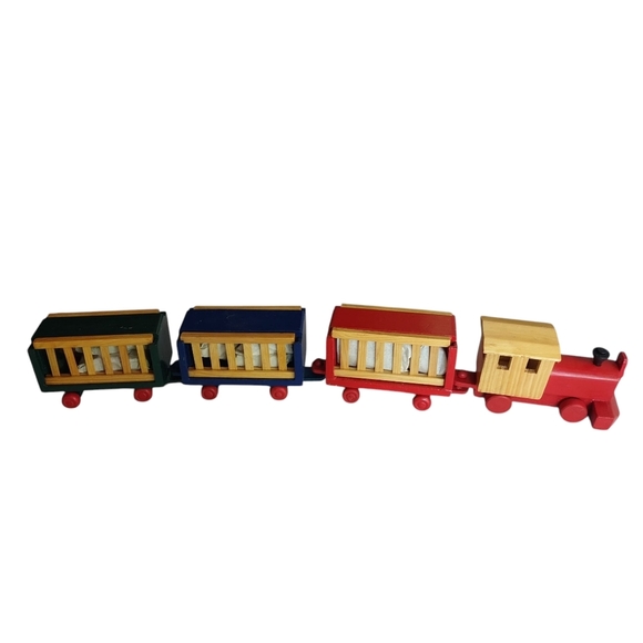 International Christmas Holiday Circus Wood Train Set 24" Long New Orig Box - Picture 2 of 11